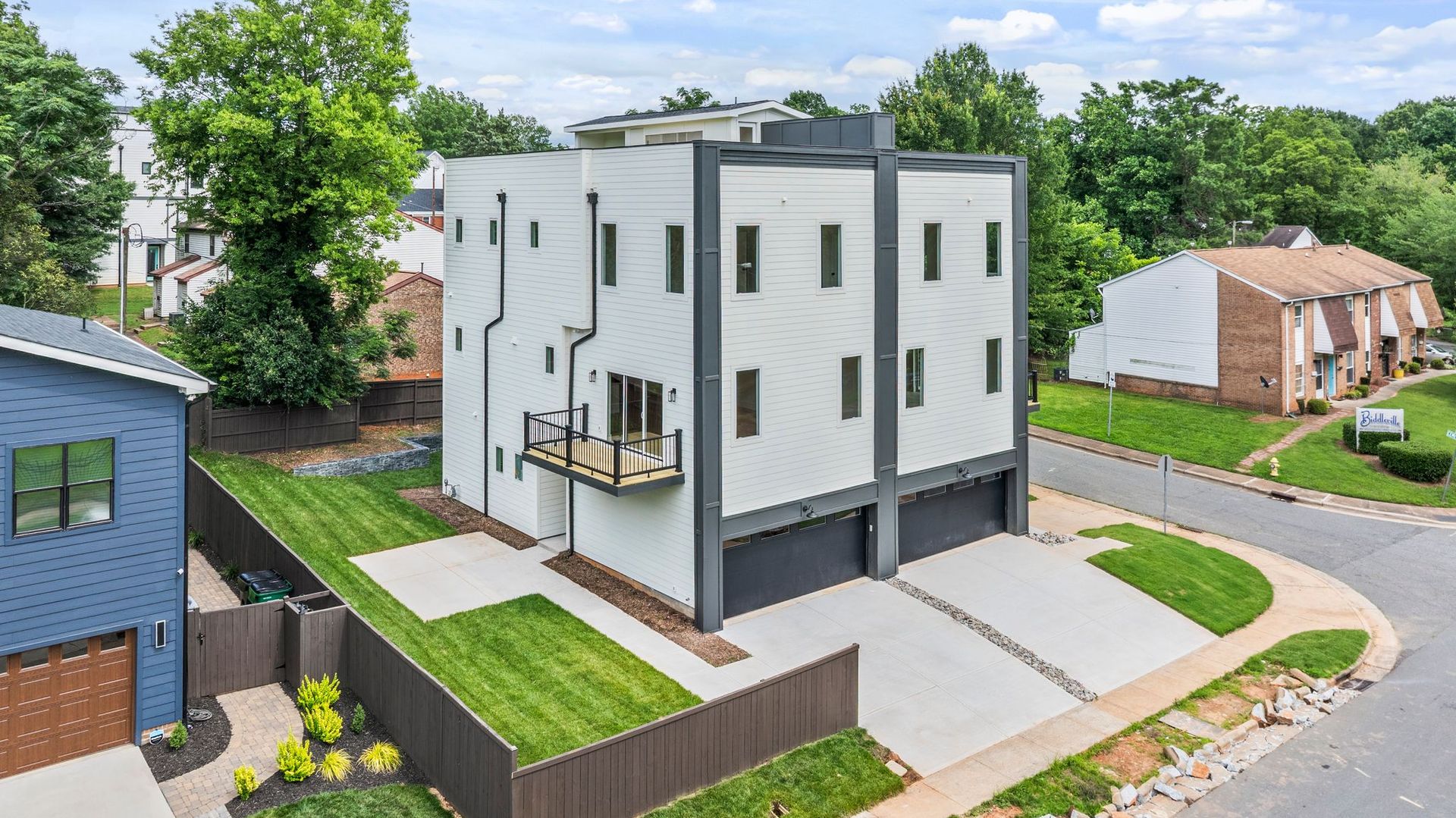 Charlotte Apartment: 129 French Street