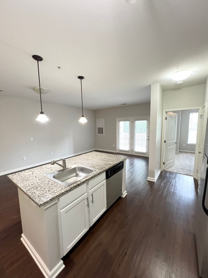 Charlotte Apartment: 4310 Park Rd