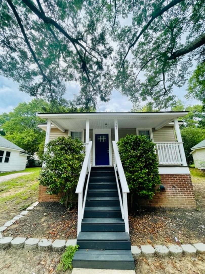 Kannapolis House: 505 Ross Avenue