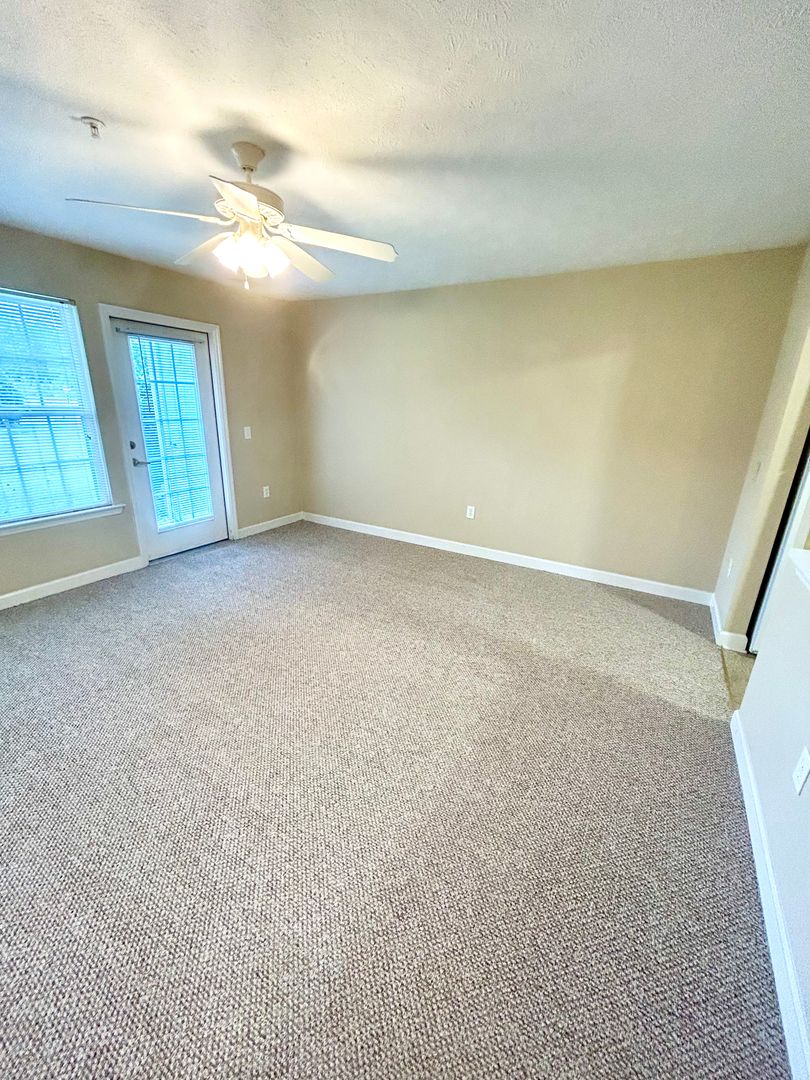 Shallotte Apartment: 4580 White Street