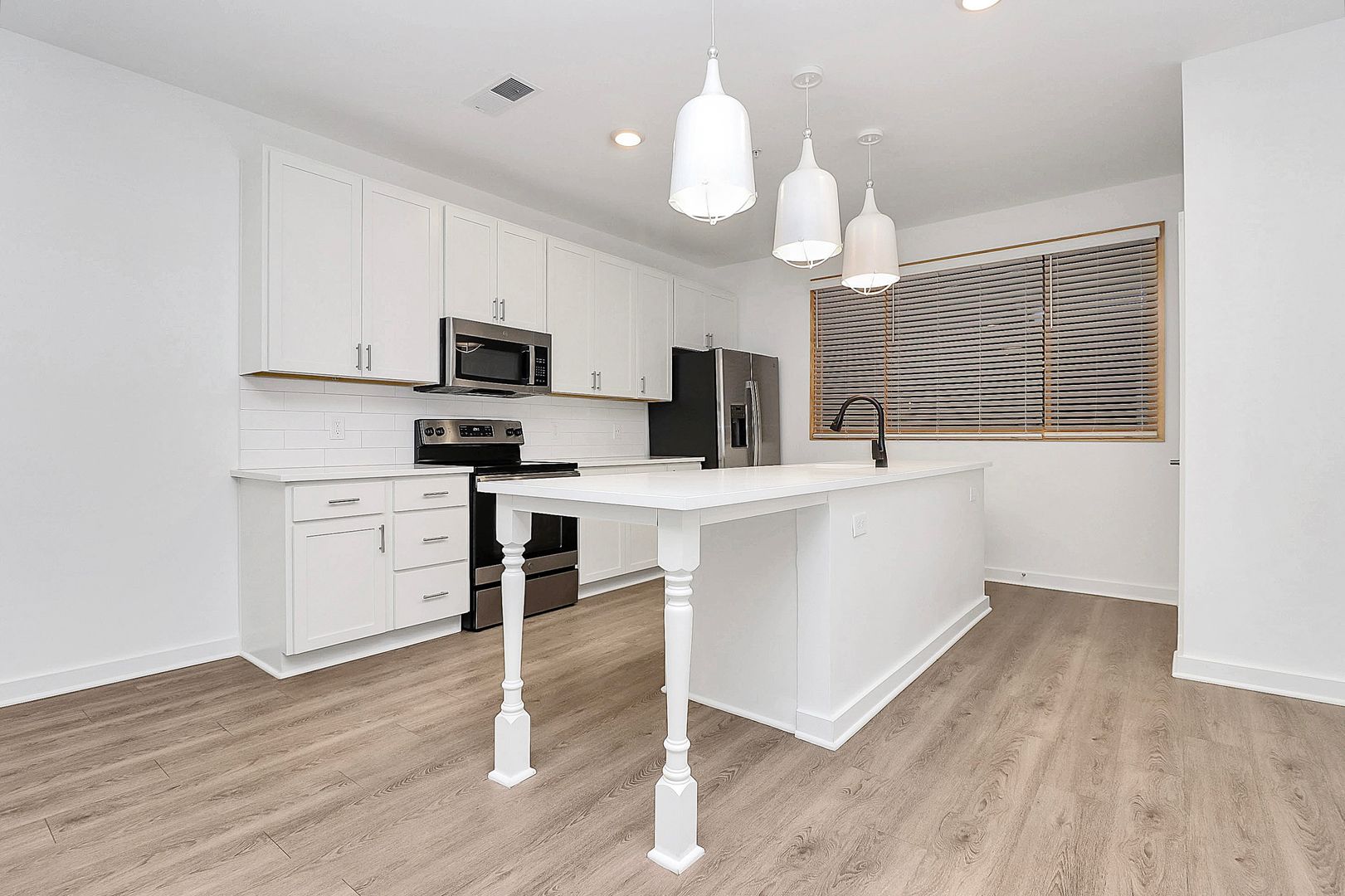 Charlotte Apartment: 1115 Seigle Ave.