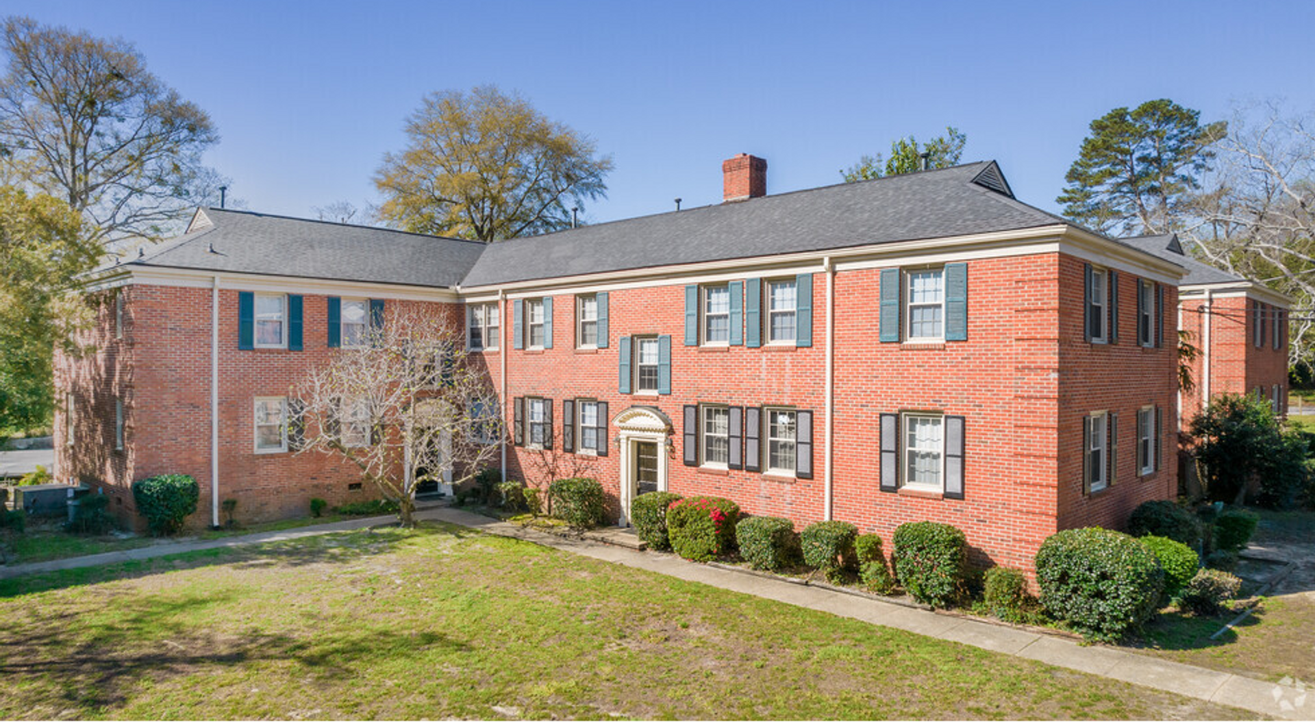 Fayetteville Apartment: 1107 W Rowan St