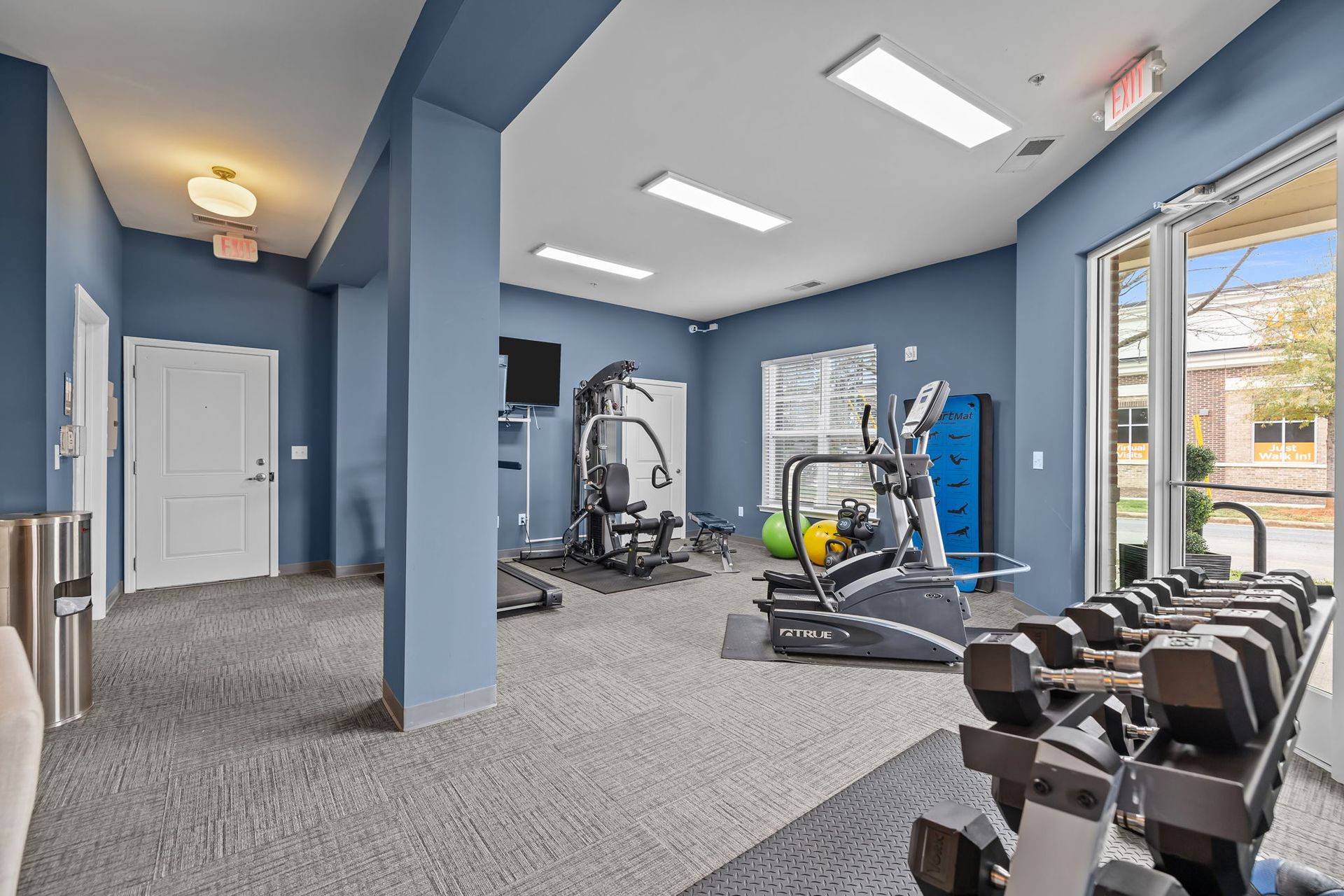 Extremely Spacious 1 Bedroom & Bath at Park at Drexel 5 of 12