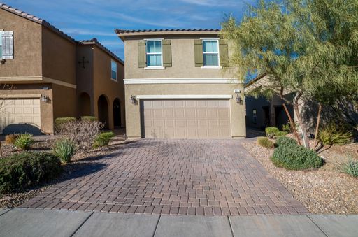 Beautiful 2 Story remodeled – photo 1