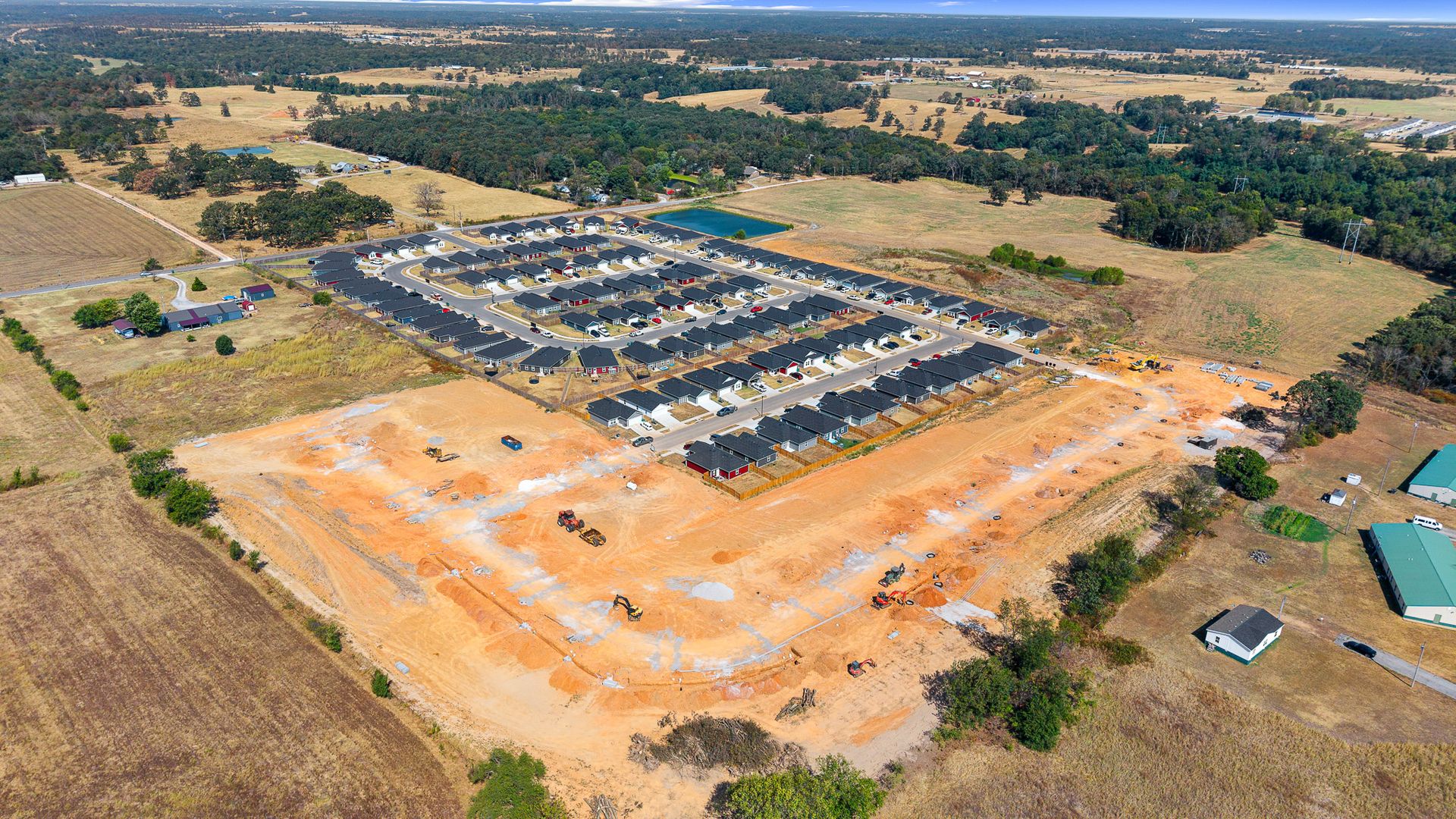 Columbia Crossing - 301 Golden Field Rd 11 of 12