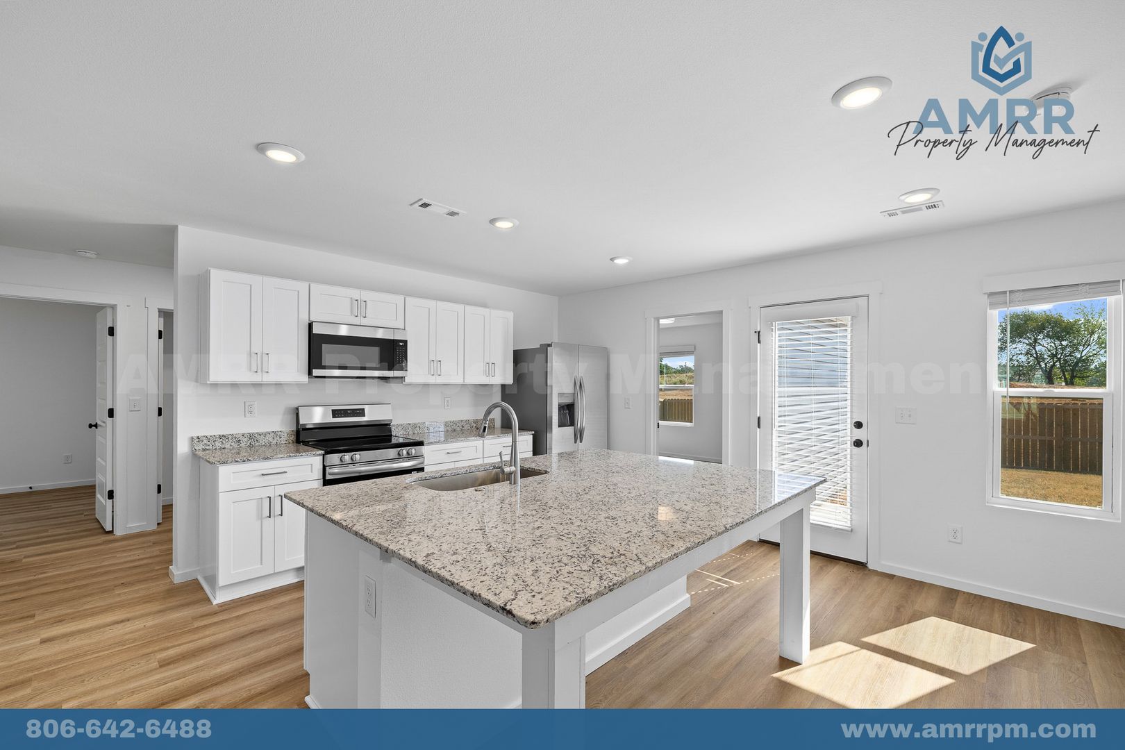 Columbia Crossing - 300 Golden Field Rd 8 of 12