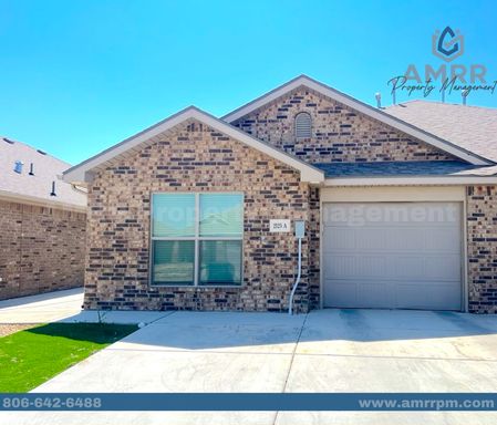 New Beginnings Start with AMRR - Awesome 3 Bedroom Duplex in Lubbock ISD! – photo 1