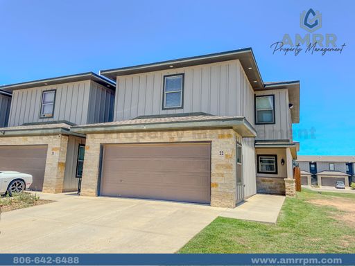 Gorgeous 3 Bed 3.5 Bath Townhome! – photo 1