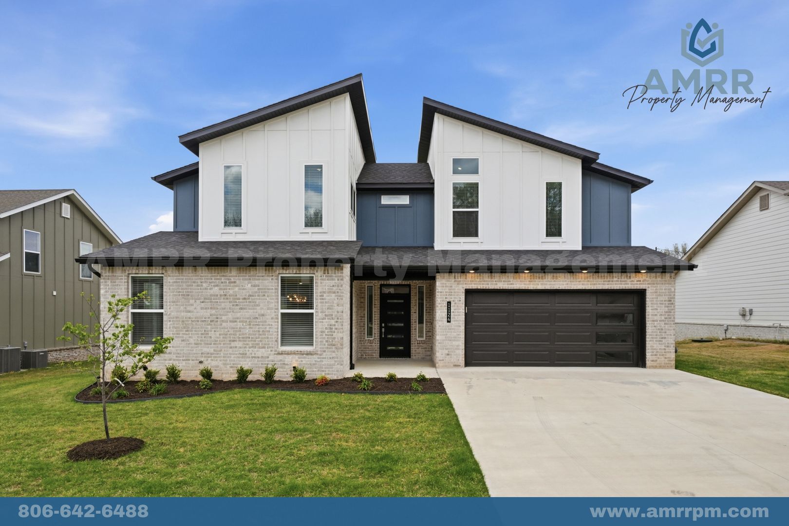 Pea Ridge House: 1124 Bunker Dr