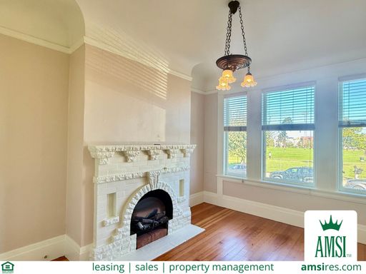 Charming Updated 2BR/1BA Marina Apartment w/ Storage & Park Views! AMSI – photo 1