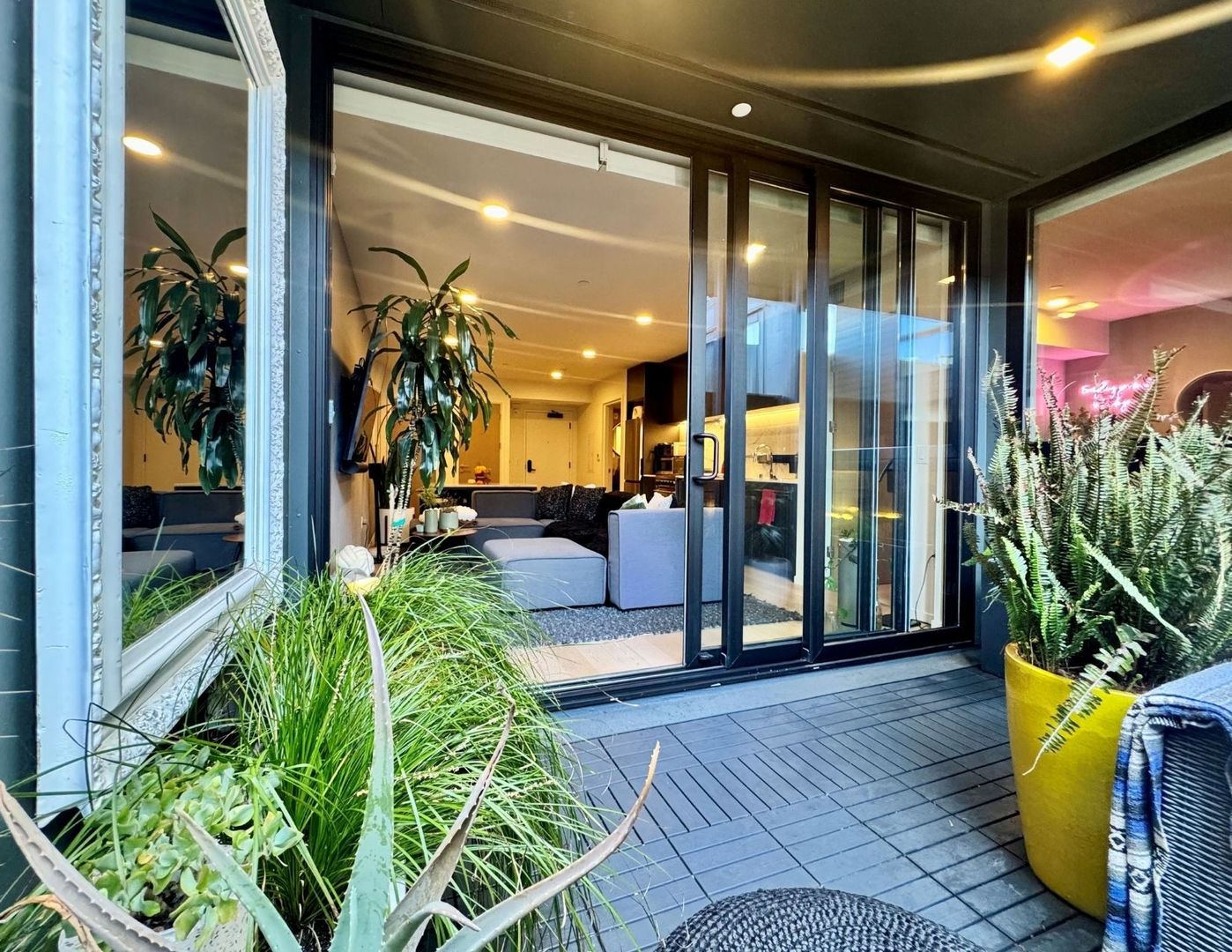 San Francisco Condo: 230 7th Street #304