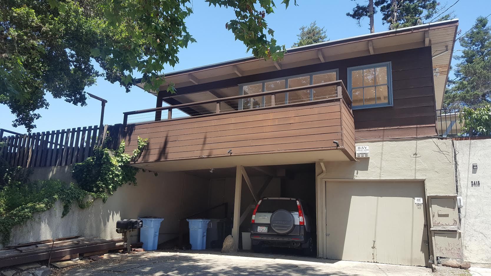 Berkeley House: 2415 Eunice street