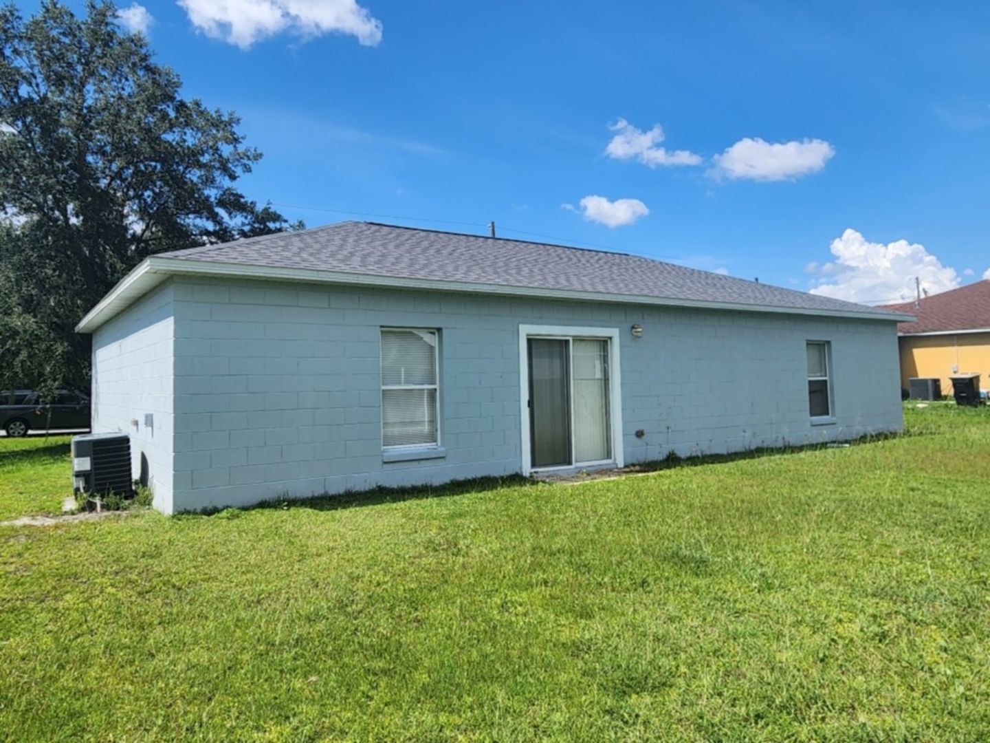 Kissimmee House: 553 Hummingbird Ct