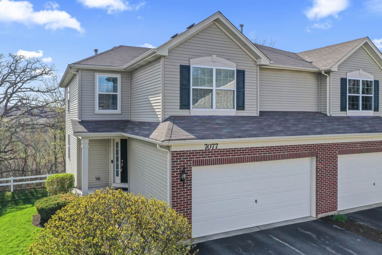 Fox Lake Townhome: 7077 Hidden Green Circle