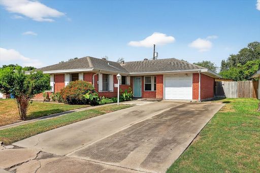 4637 Calvin - 3/bedroom 1.5/bathroom - $1595/month – photo 1