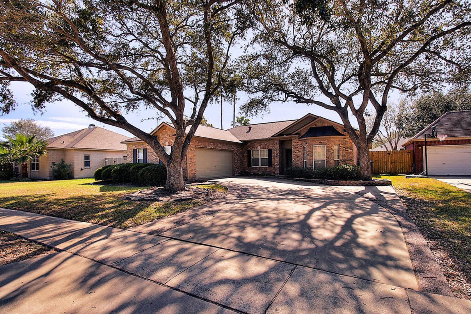 Corpus Christi House: 7642 Dallas Street