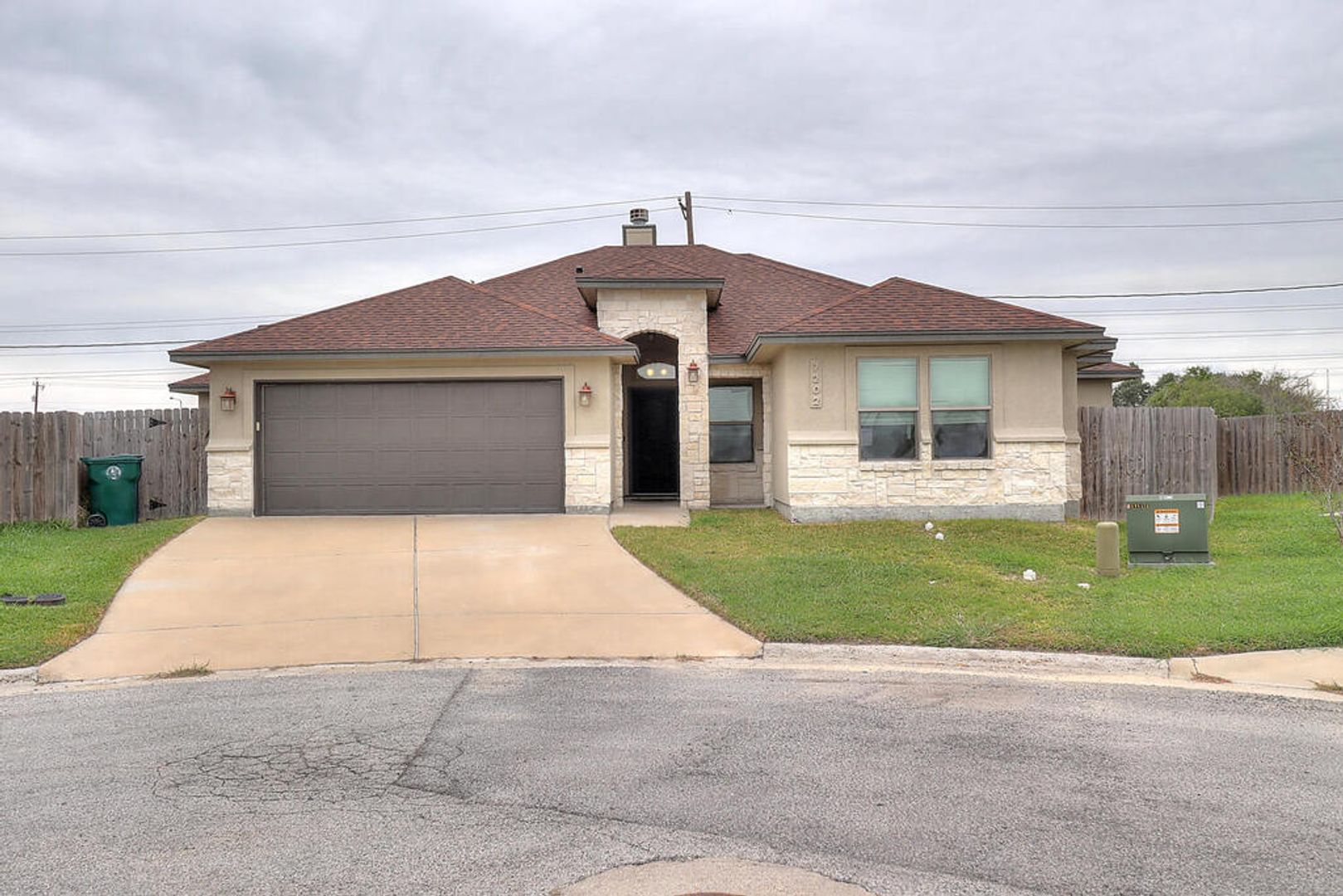 corpus christi House: 7202 lake Melody