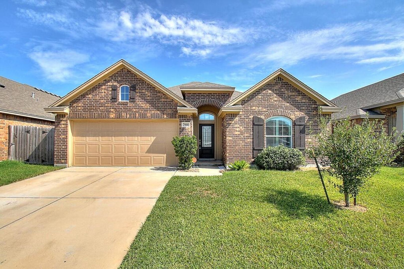 Corpus Christi House: 7918 Fort Griffen