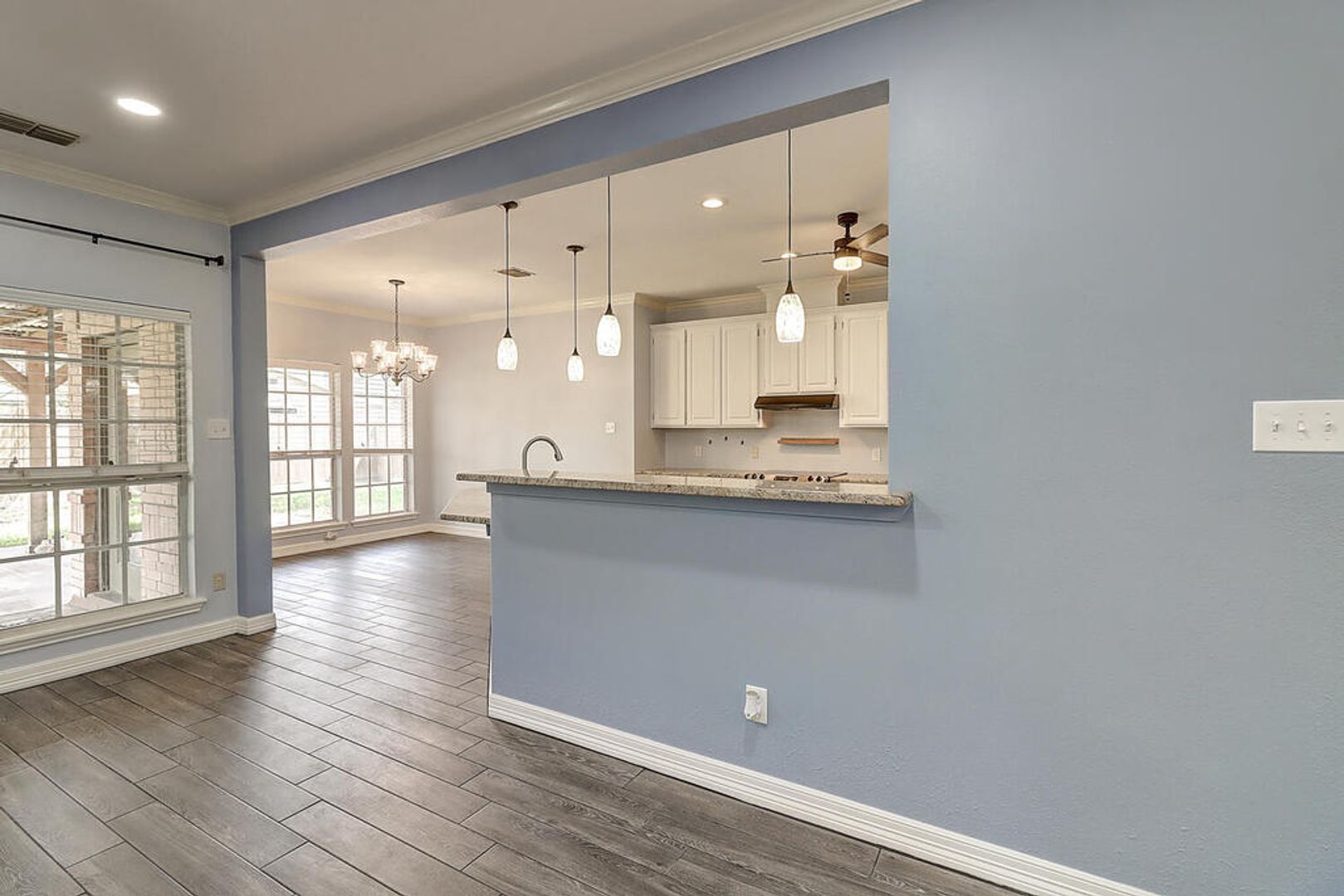 Corpus Christi House: 7810 Duchess St.