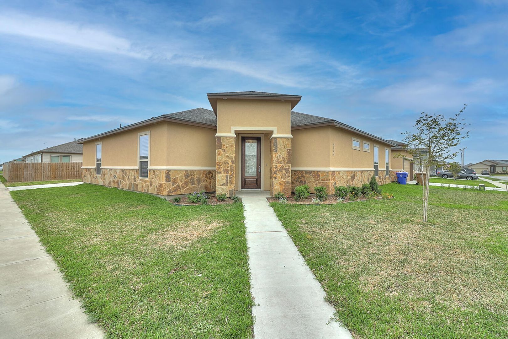 Corpus Christi House: 2202 Crystal Bay Dr