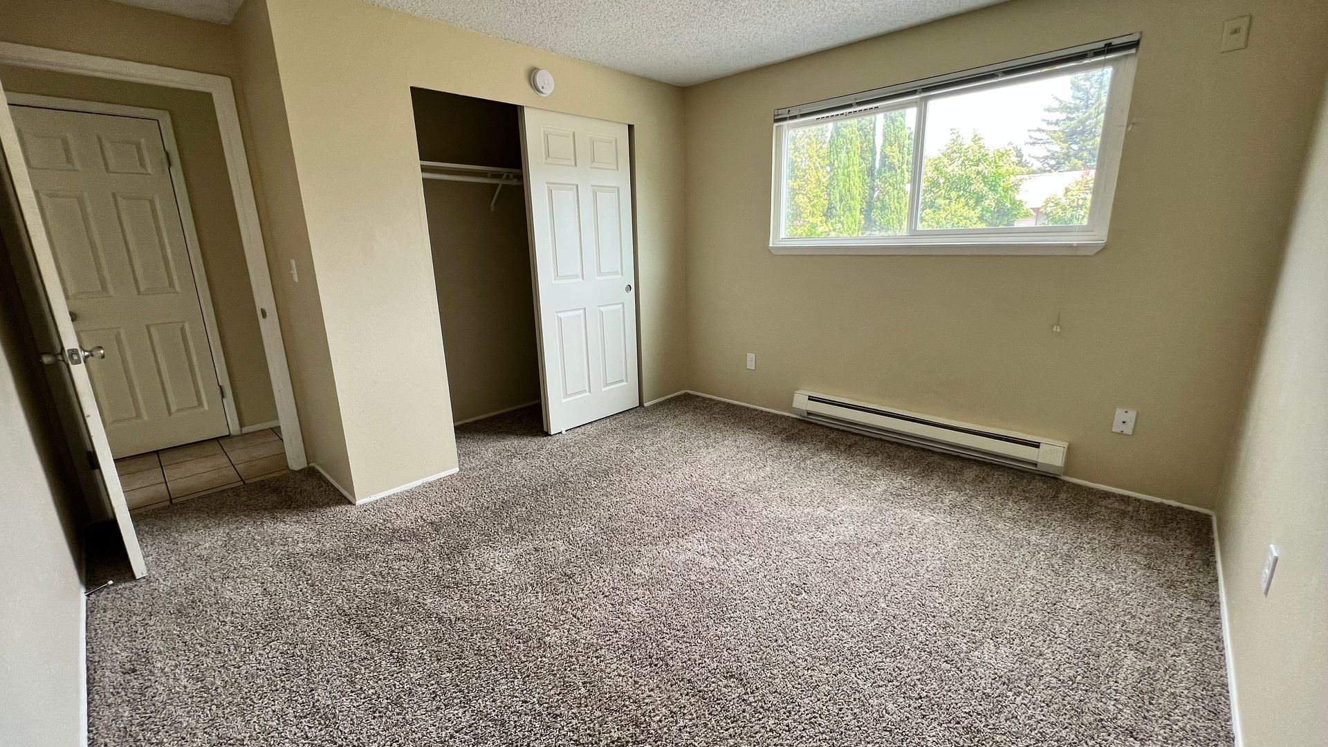 Tukwila Apartment: 3700 South Center Blvd