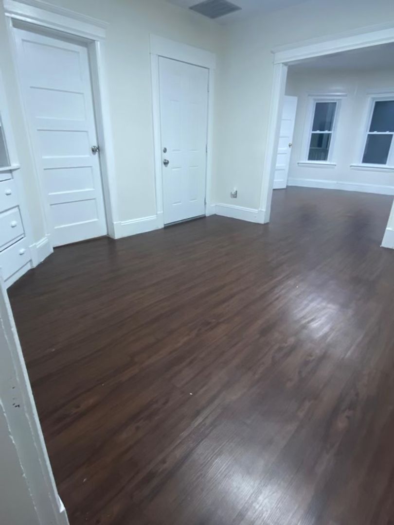 Large 3 Bedroom 