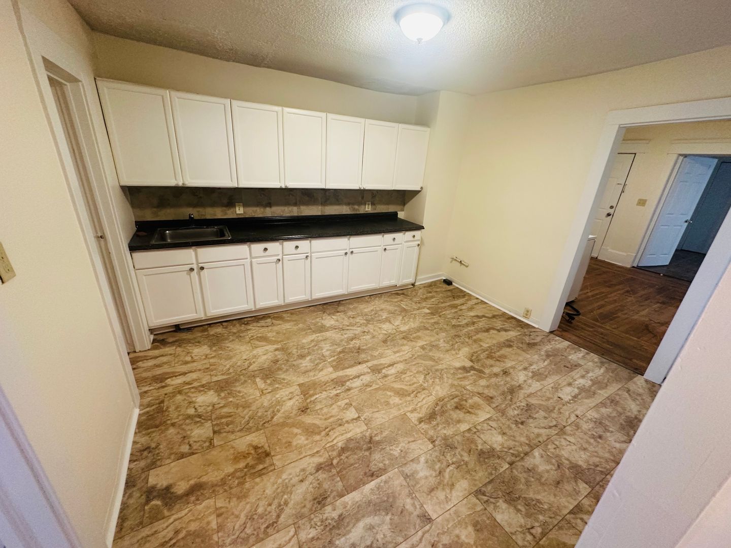 Chicopee Apartment: 28-32 Lucretia Ave