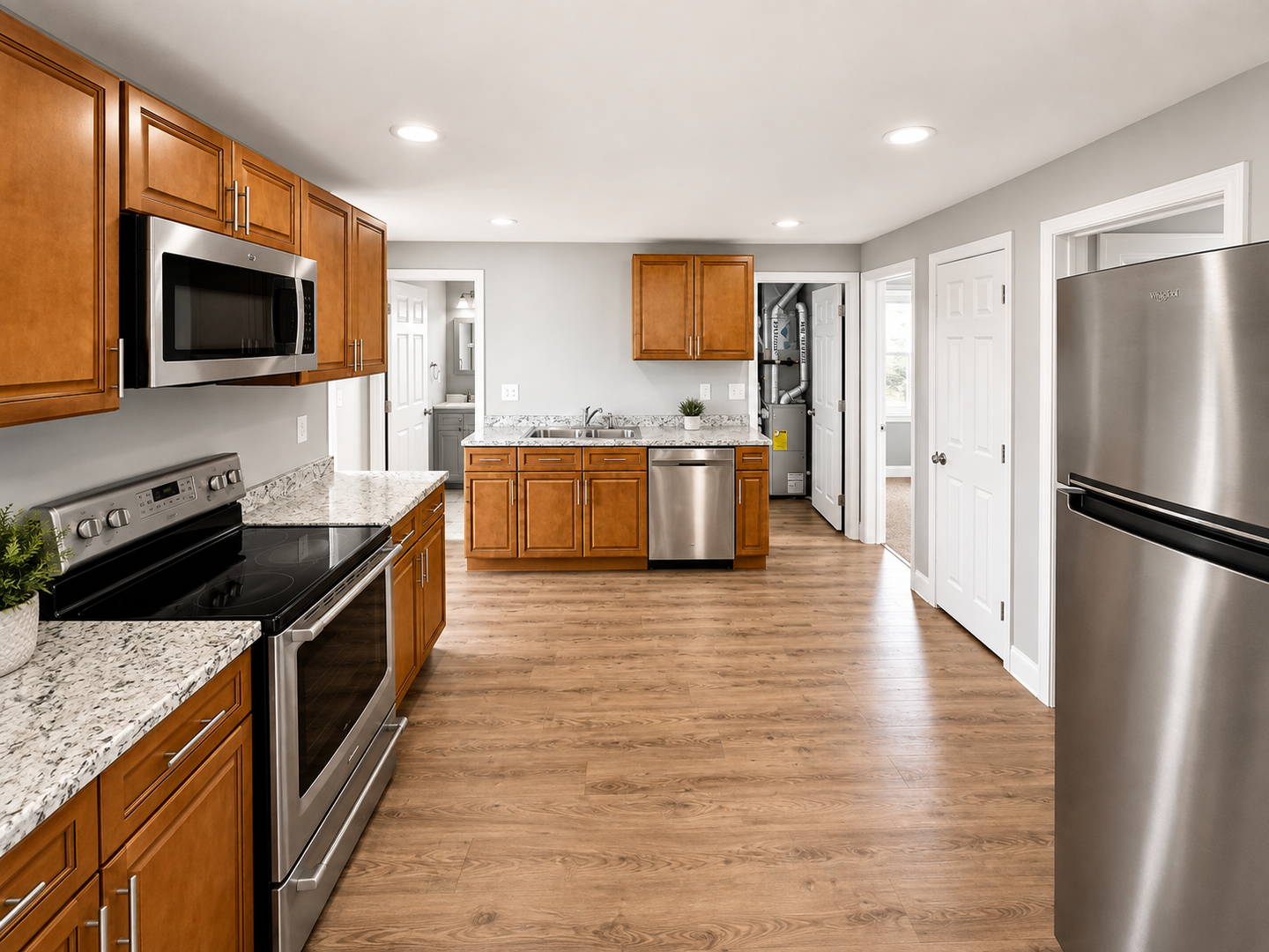 Chicopee Apartment: 618 McKinstry Ave