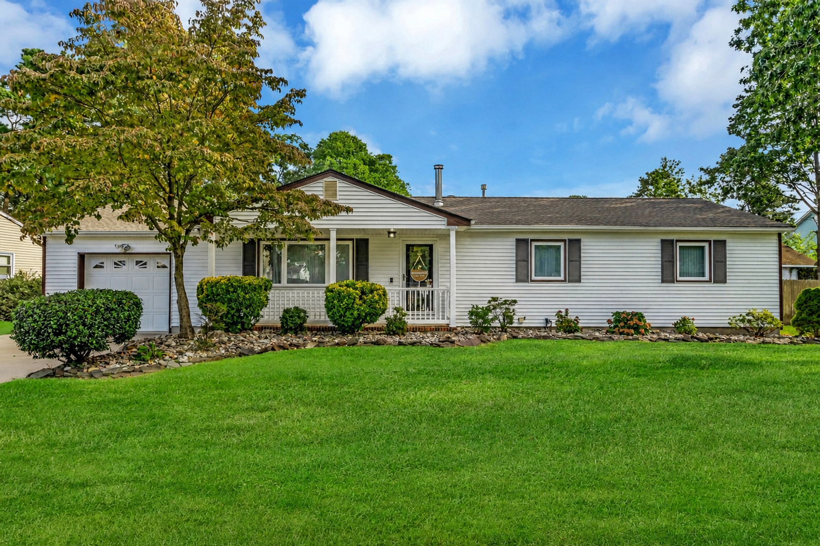 Toms River House: 1732 4th Avenue