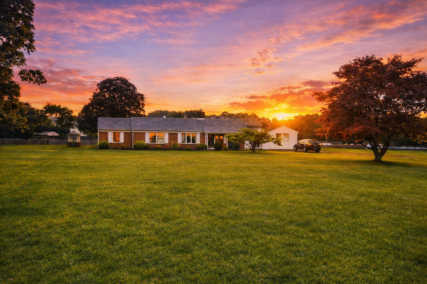 Howell House: 187 Ramtown-Greenville Rd