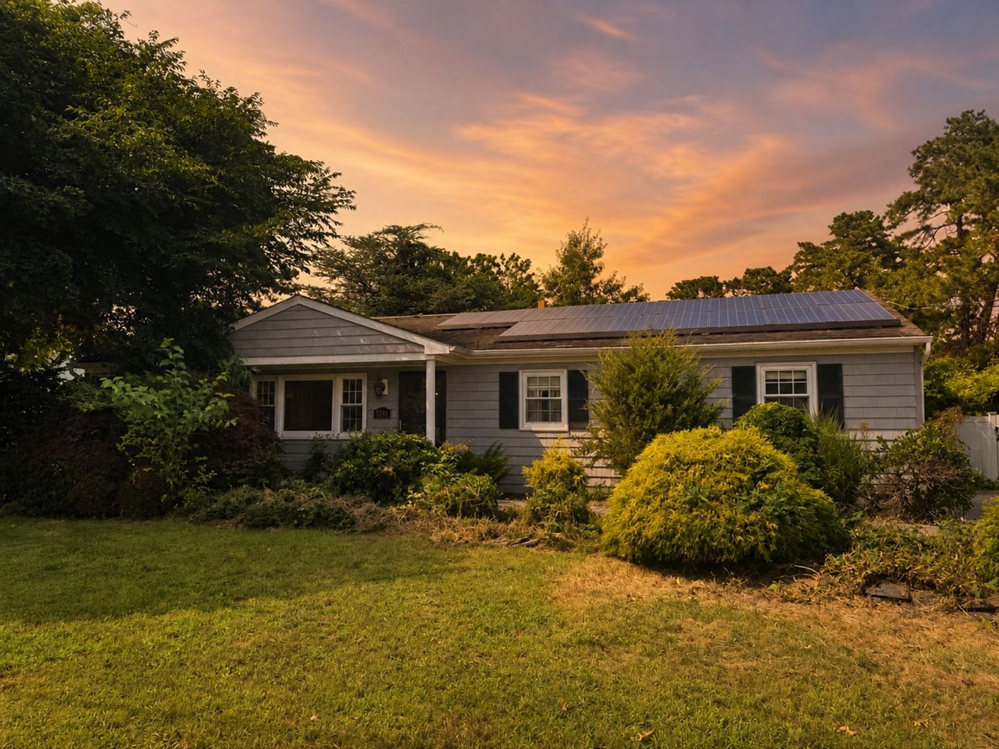 Toms River House: 1241 Monmouth Avenue