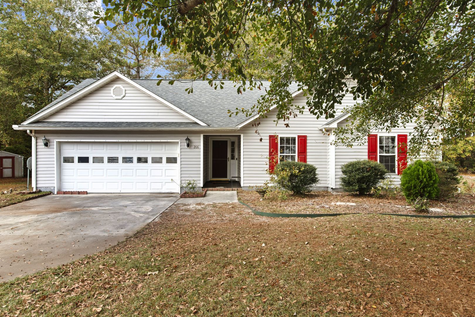 Richlands House: 206 Chokecherry South