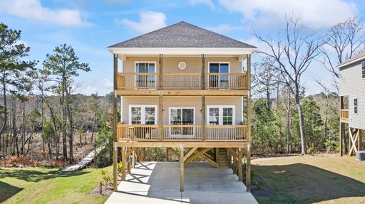 Aragona Village | Waterfront Oasis! – photo 1
