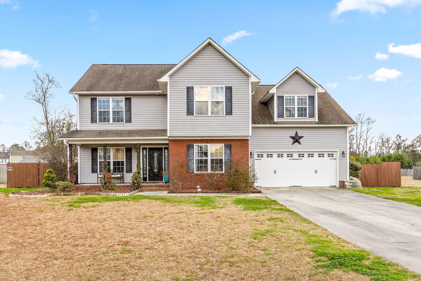 Jacksonville House: 111 Louie Lane