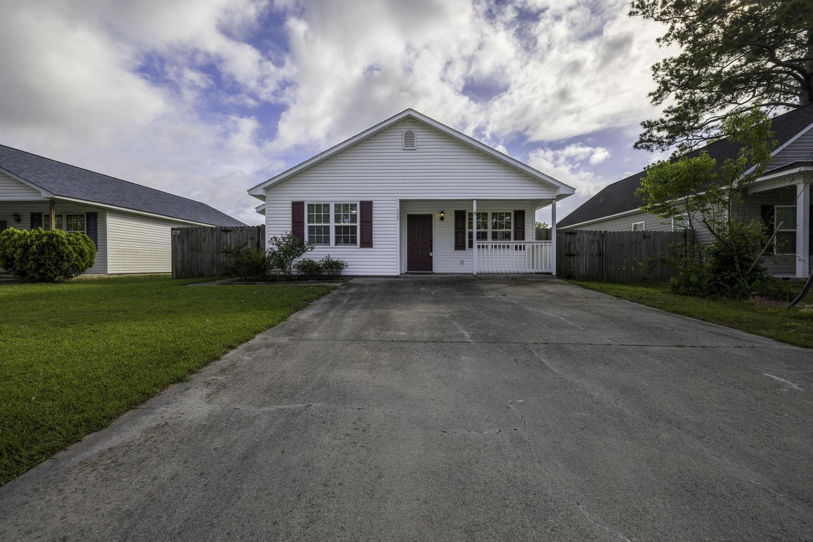 Jacksonville House: 129 Sanders Street