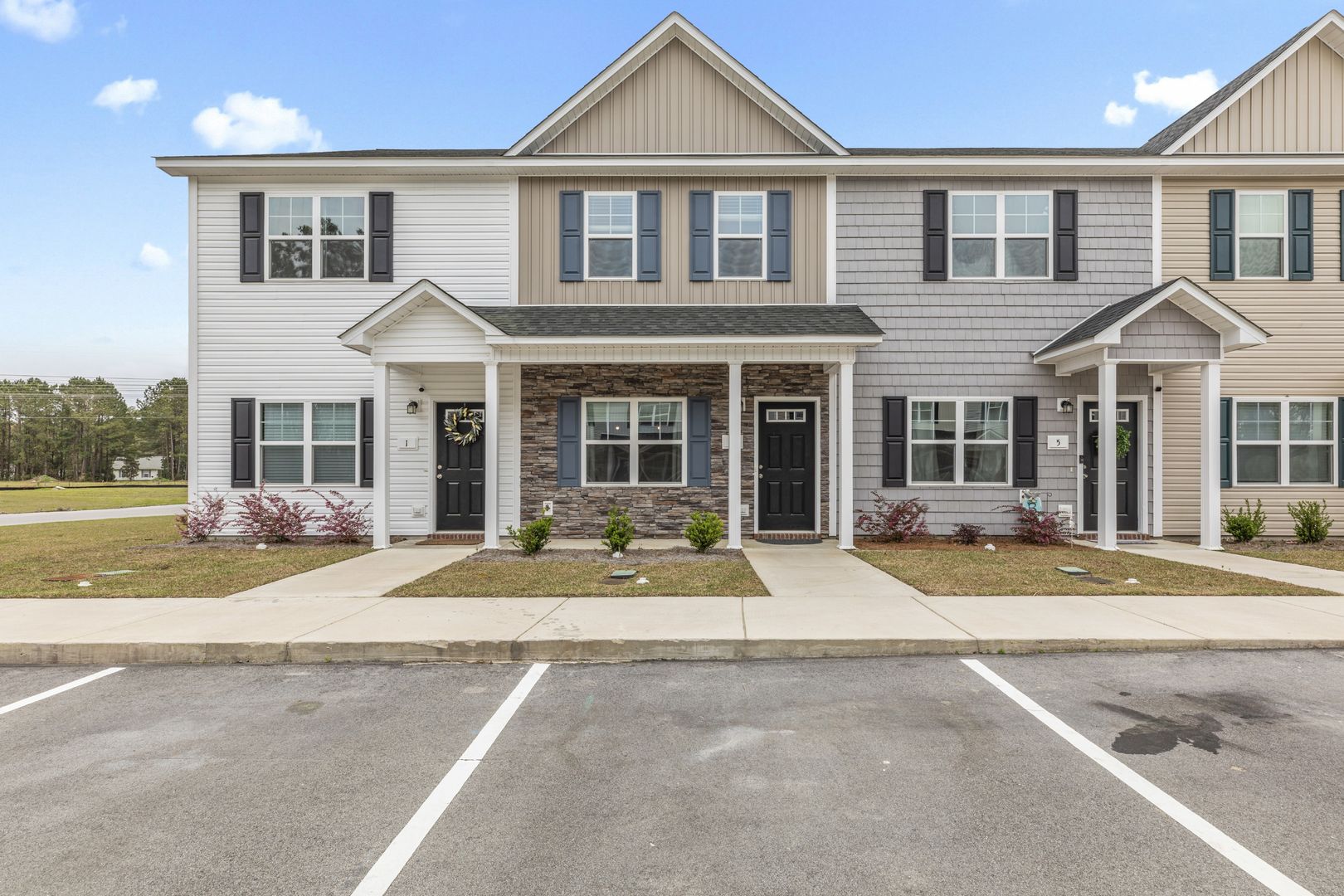 Jacksonville Townhome: 3 Jaydn Drive W