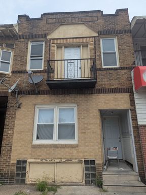 Second Floor Unit - Wissinoming – photo 1