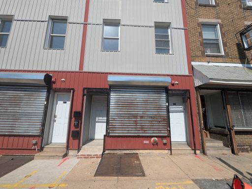 Commercial Space - Lawndale – photo 1