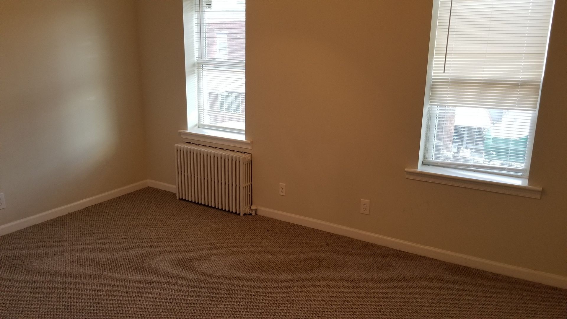 Philadelphia Apartment: 2128 Orthodox St.