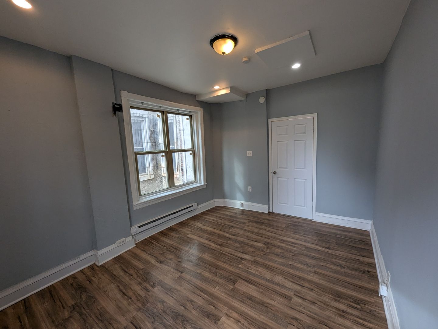 Philadelphia Apartment: 6022 Allman St.