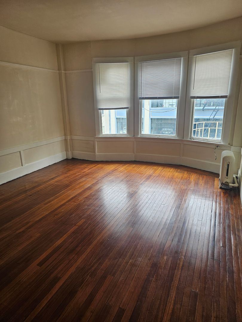 San Francisco Apartment: 174 Turk Street