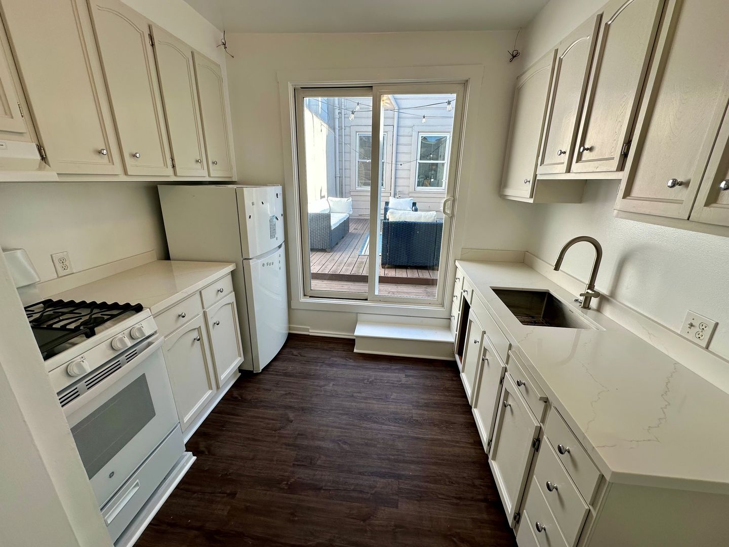 San Francisco Apartment: 2112 Lombard Street