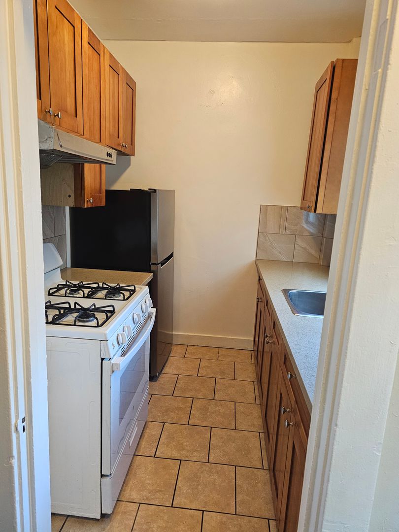 San Francisco Apartment: 174 Turk Street