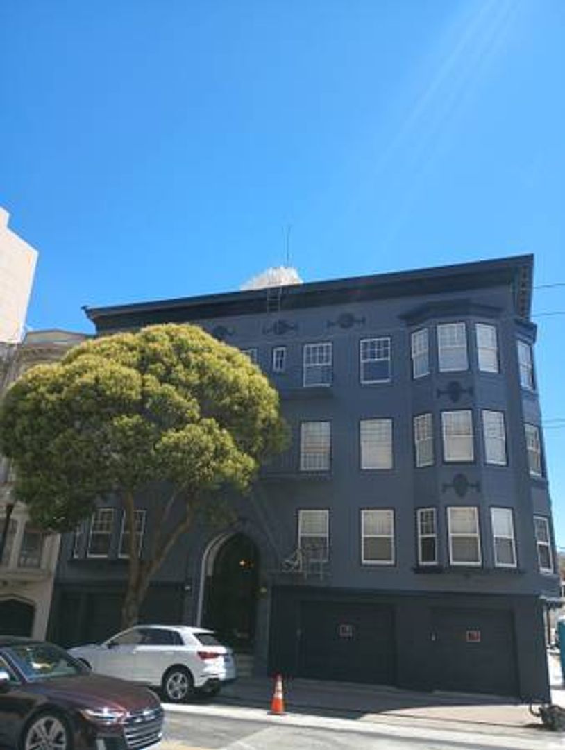 San Francisco Apartment: 1145 Union Street