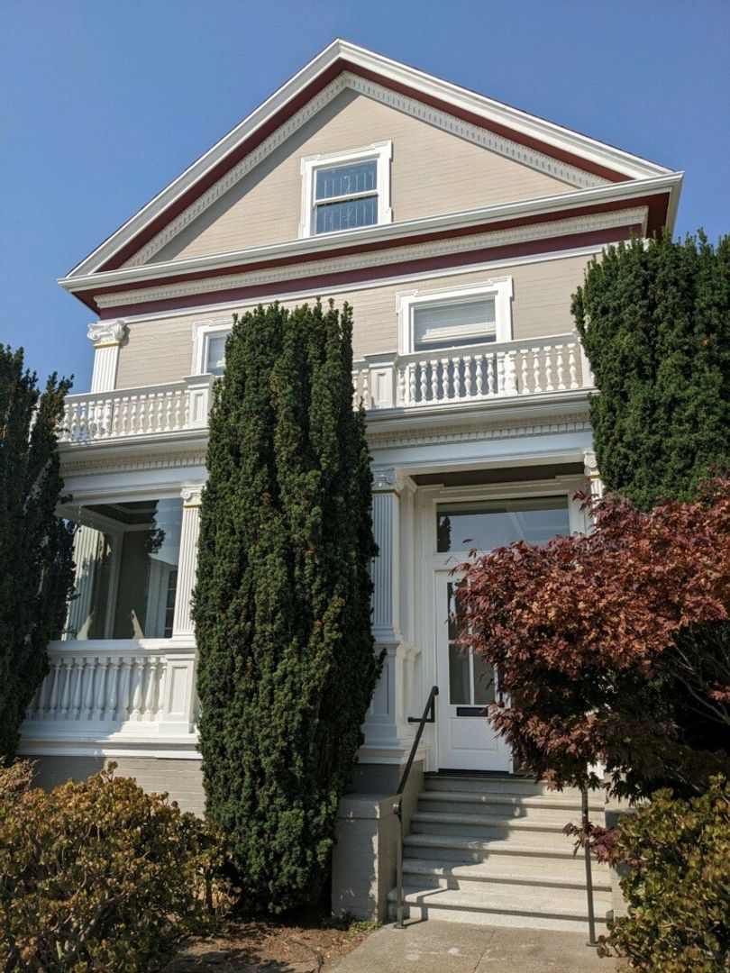 San Francisco House: 97 Jordan Avenue