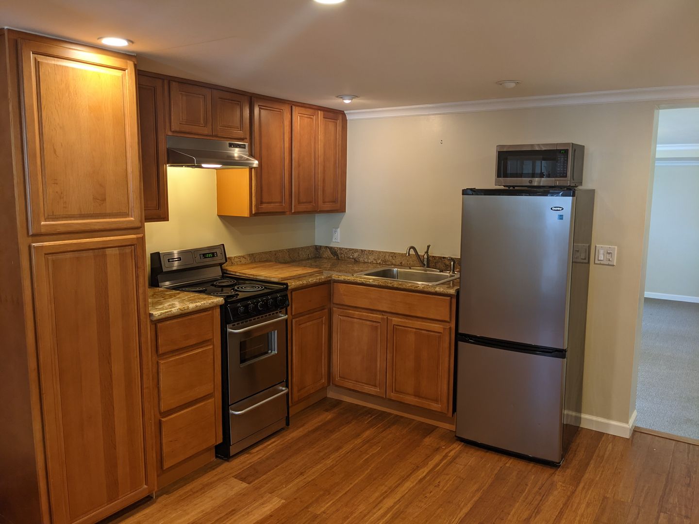 San Francisco Apartment: 1192 Page Street