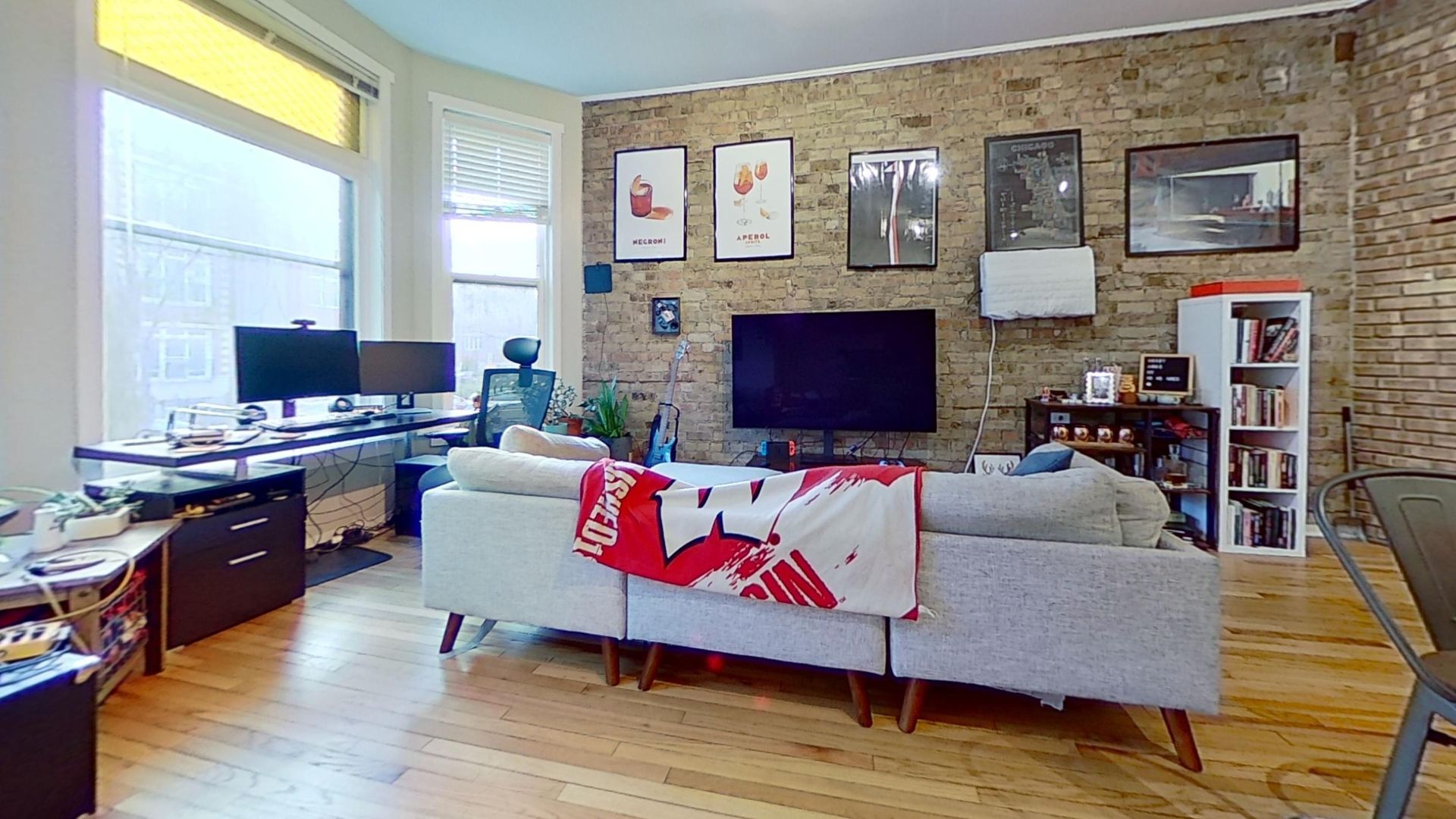 Chicago Apartment: 650 W. Briar Pl.