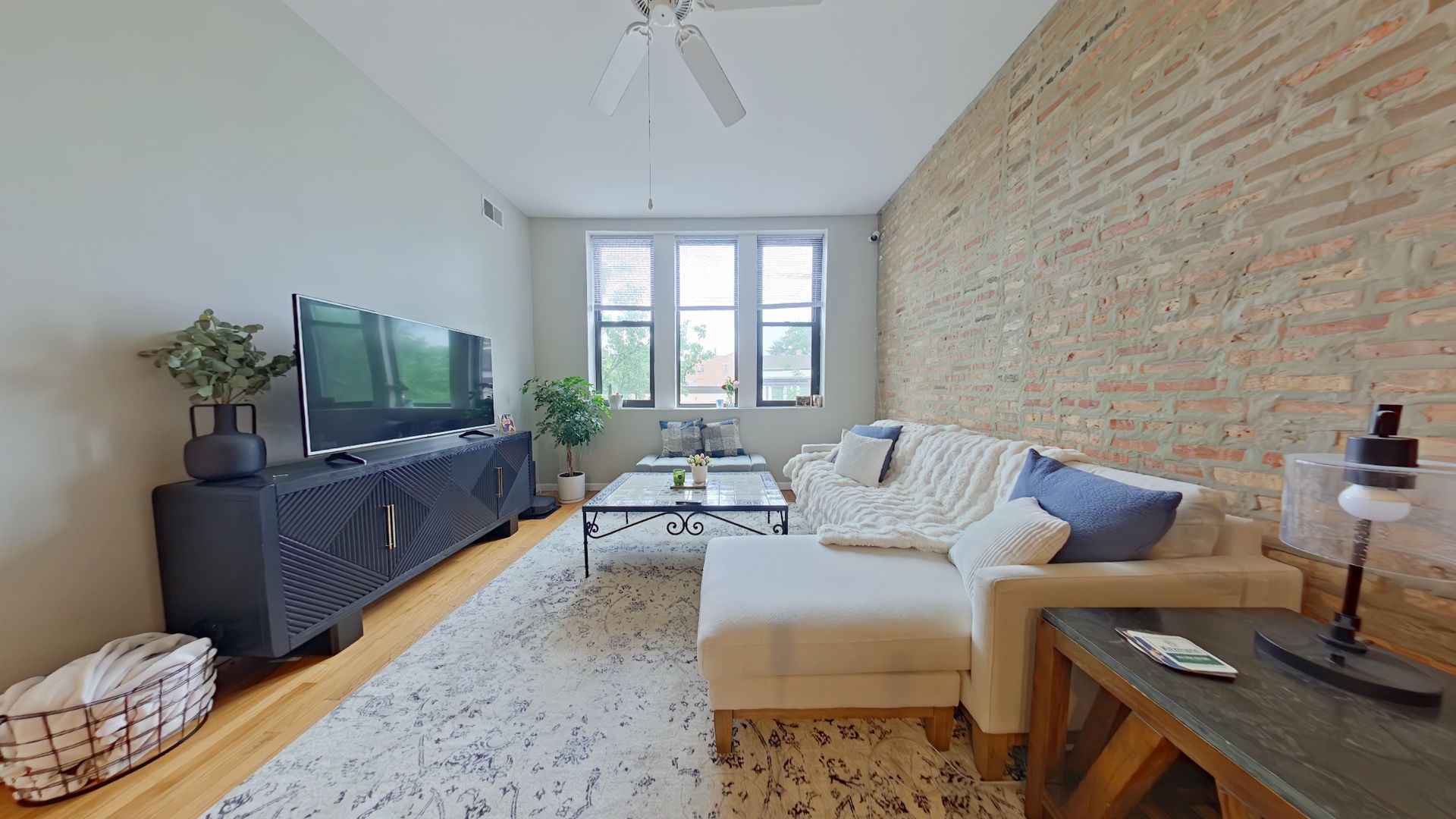 Chicago Apartment: 3458 N. Southport