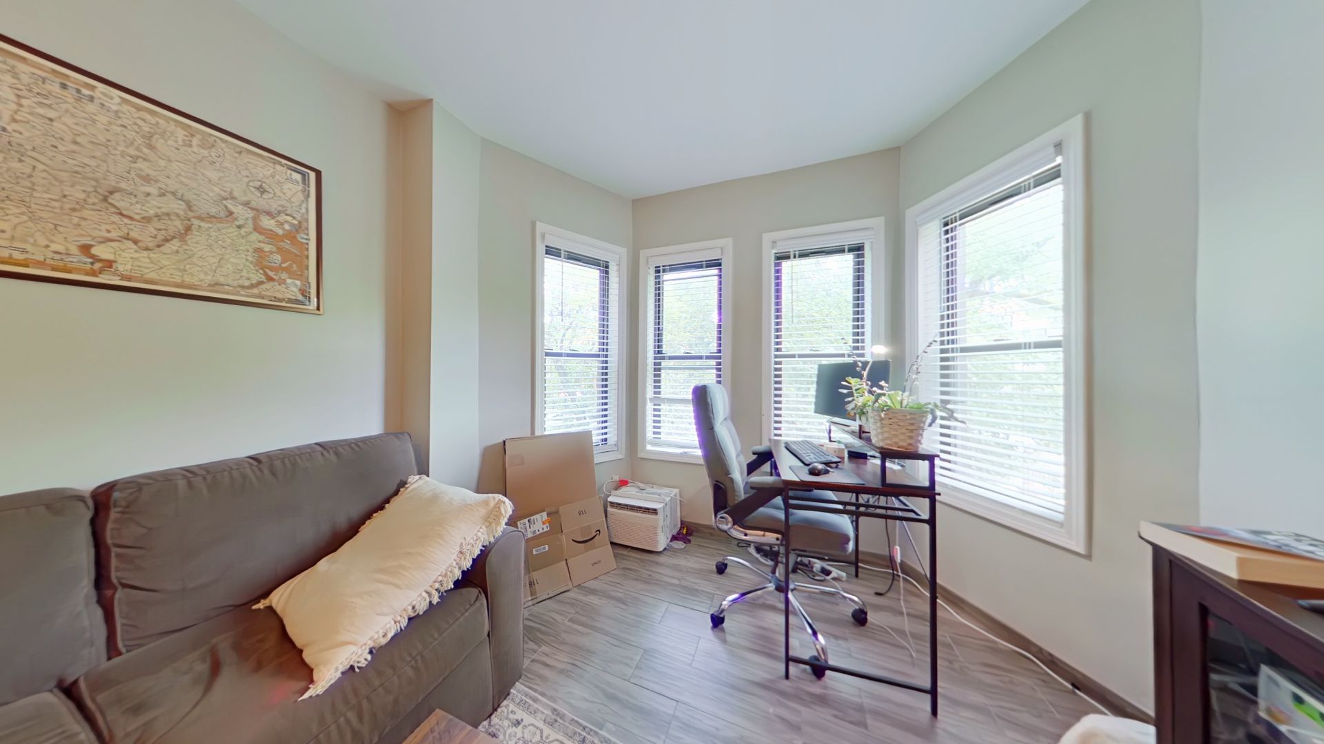 Chicago Apartment: 601 W. Deming Pl.