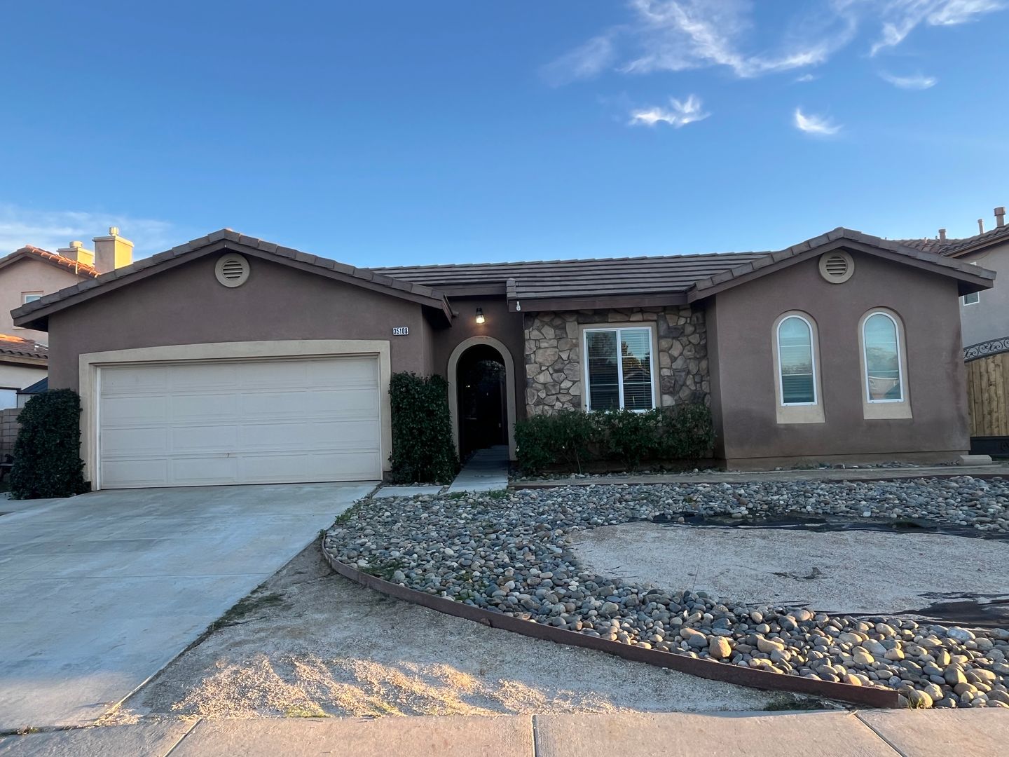 Winchester House: 35108 Via Santa Catalina